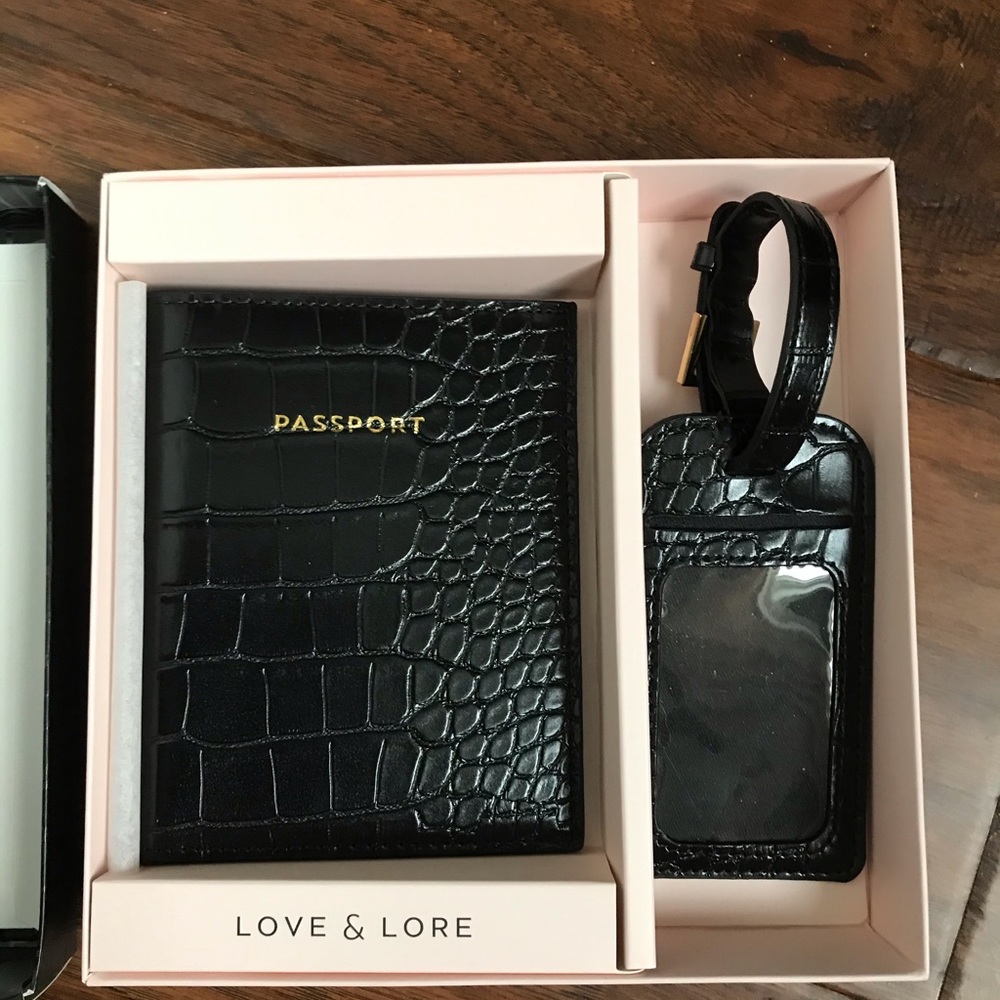 Love and lore travel set
